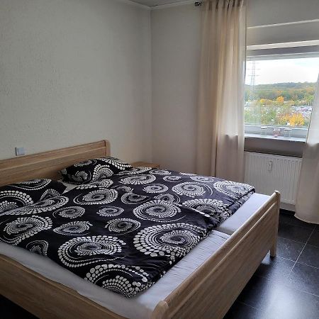 Schoene, Modernisierte Wohnung - Dudweiler 萨尔布吕肯 外观 照片